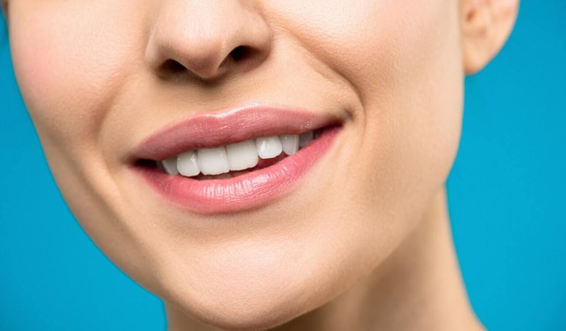 Starte zęby – objawy